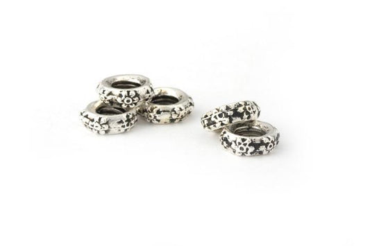 Metall Ringchen mit Blumenmuster